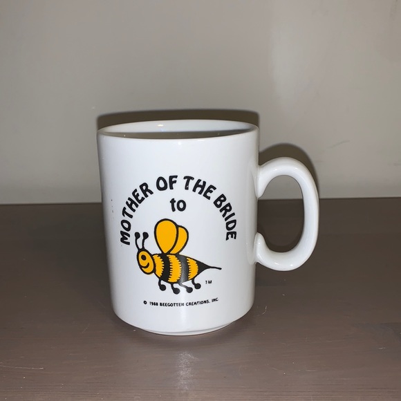 Vintage Beegotten Creations “Mother of the Bride to Bee” Ceramic Mug - Picture 2 of 7